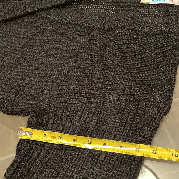 St Michael, 12-14, loose fit, deep v neck,warmth + mohair/acry,2 buttons, EUC - Picture 10 of 10